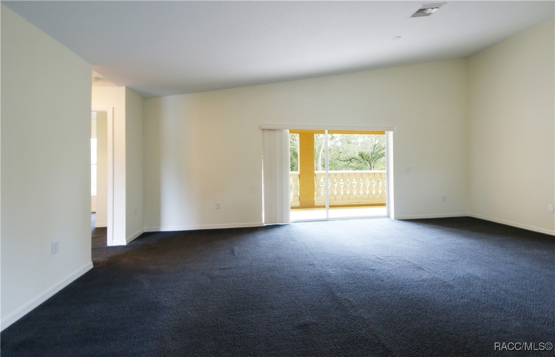 4450 E windmill Drive 106, 107, 206, 207