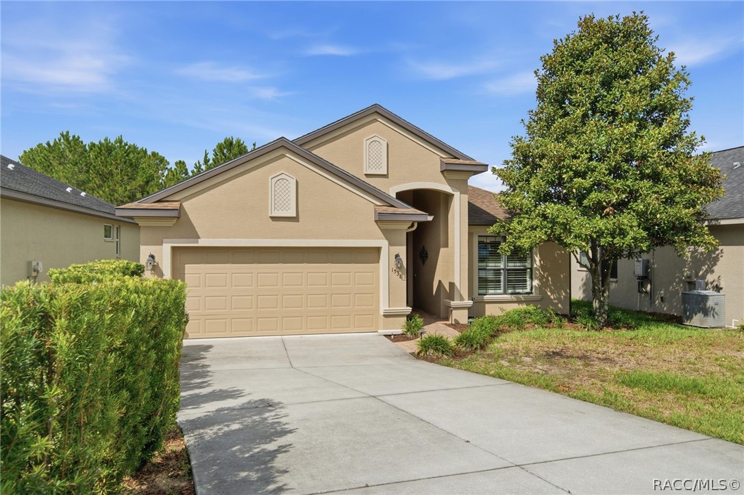1538 W Sola Vista Path