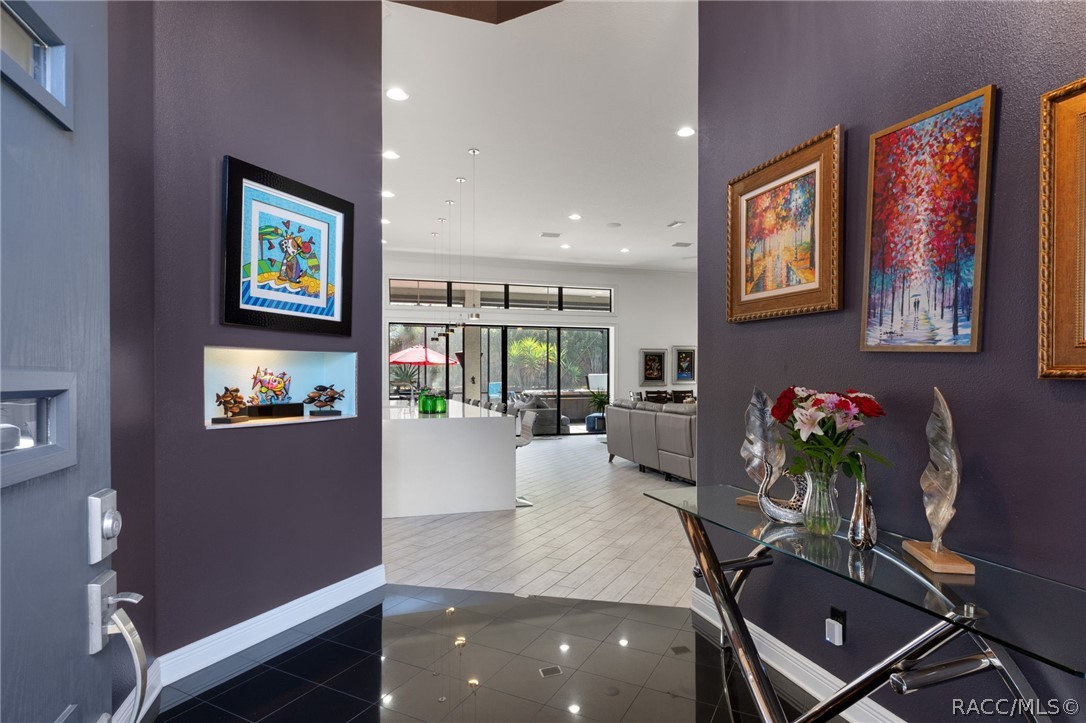 1224 W Labrador Court