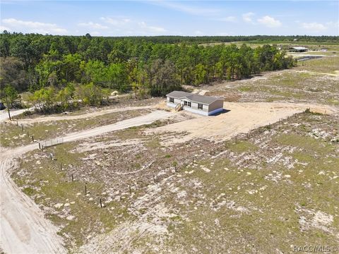 Mobile Home For Sale - 4444 W Choate Court<br/> Citrus County, Dunnellon, FL 34433
