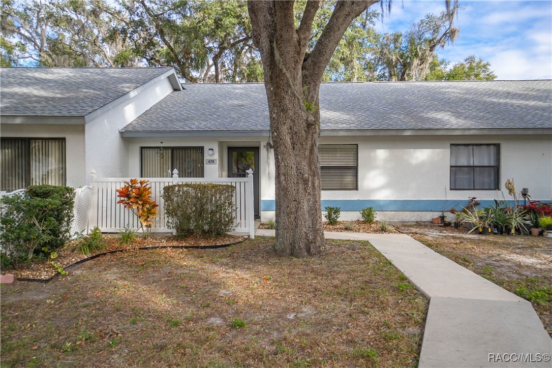 478 Landing Boulevard, Inverness, Florida image 1