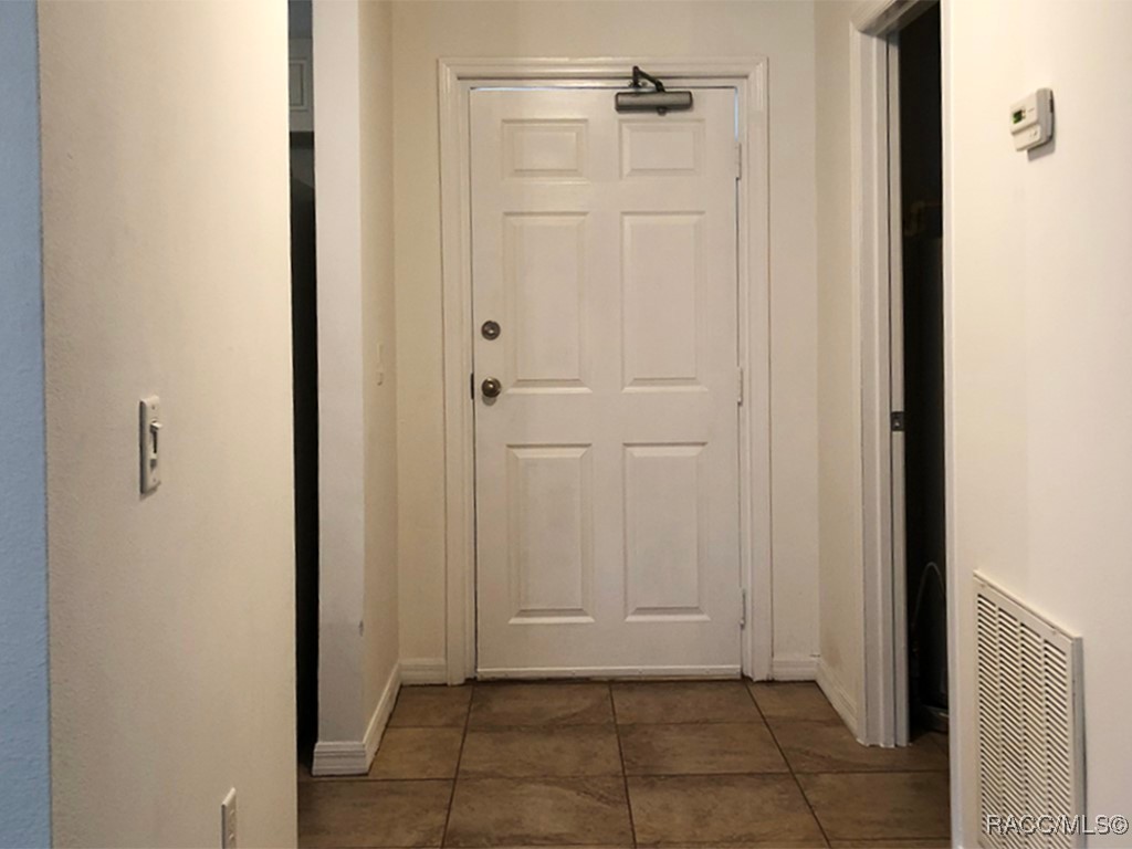 4450 E Windmill Drive #106, Inverness, Florida image 3