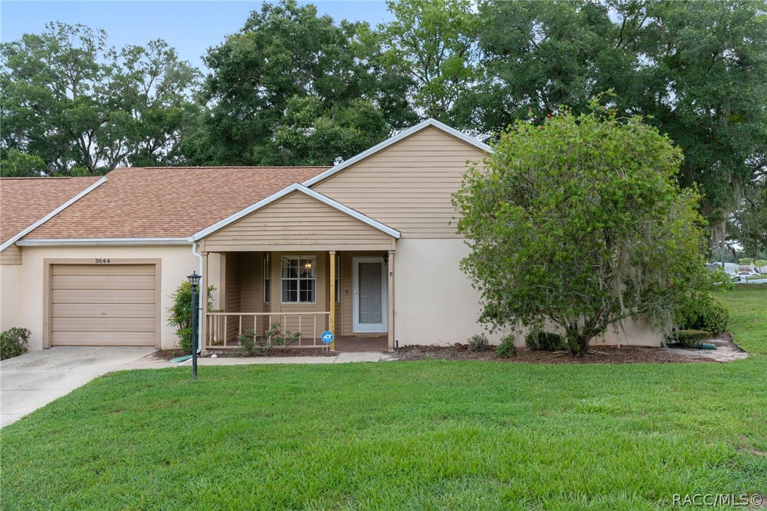 Photo 1 of 66 — 3644 N Laurelwood Loop, Beverly Hills, FL 34465