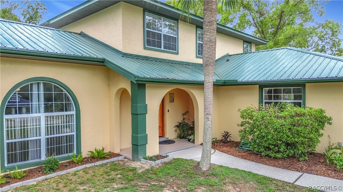 3050 W Blossom Drive