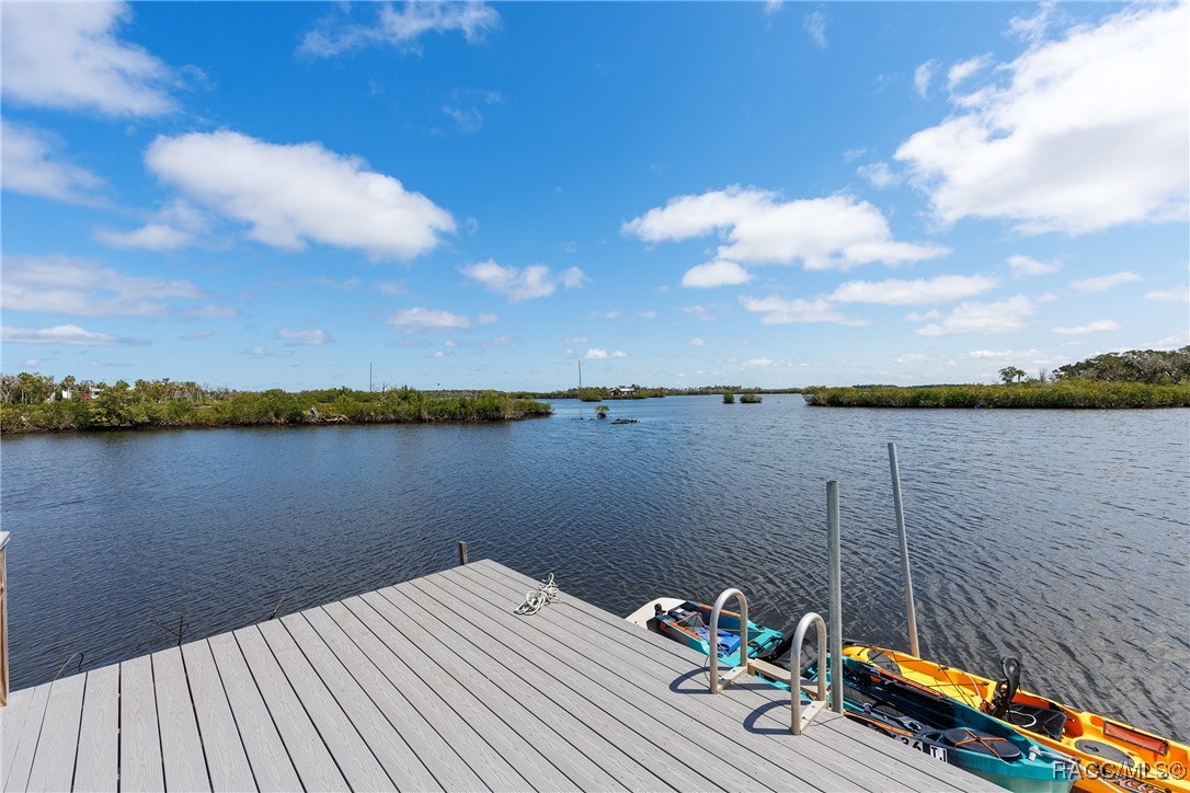 14211 W Saint Martins Road, Crystal River, New York image 5