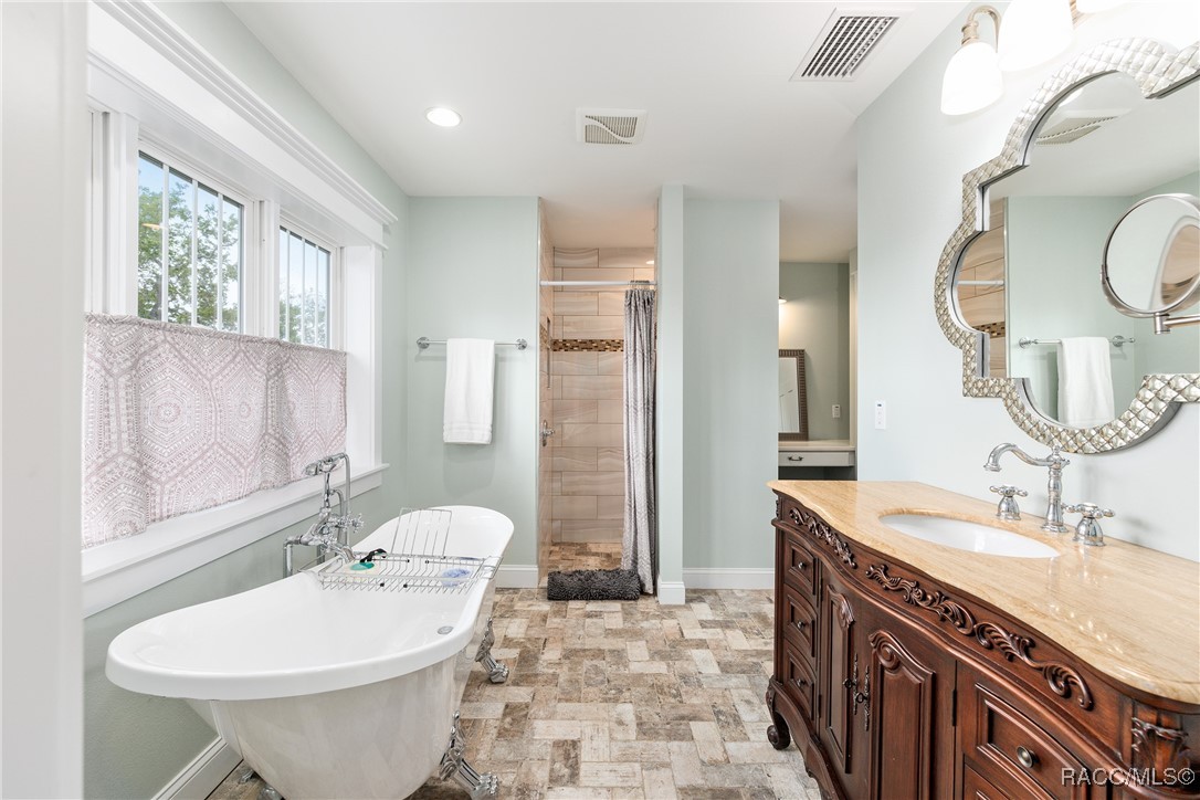 14211 W Saint Martins Road, Crystal River, New York image 26