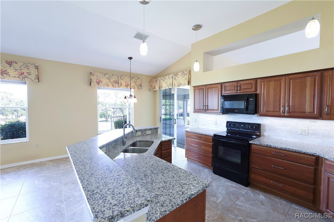 297 W Rexford Drive, Beverly Hills, New York image 20