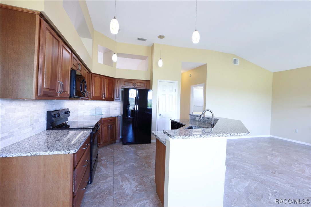 297 W Rexford Drive, Beverly Hills, New York image 19
