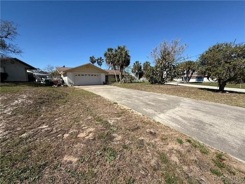 A home in Crystal River