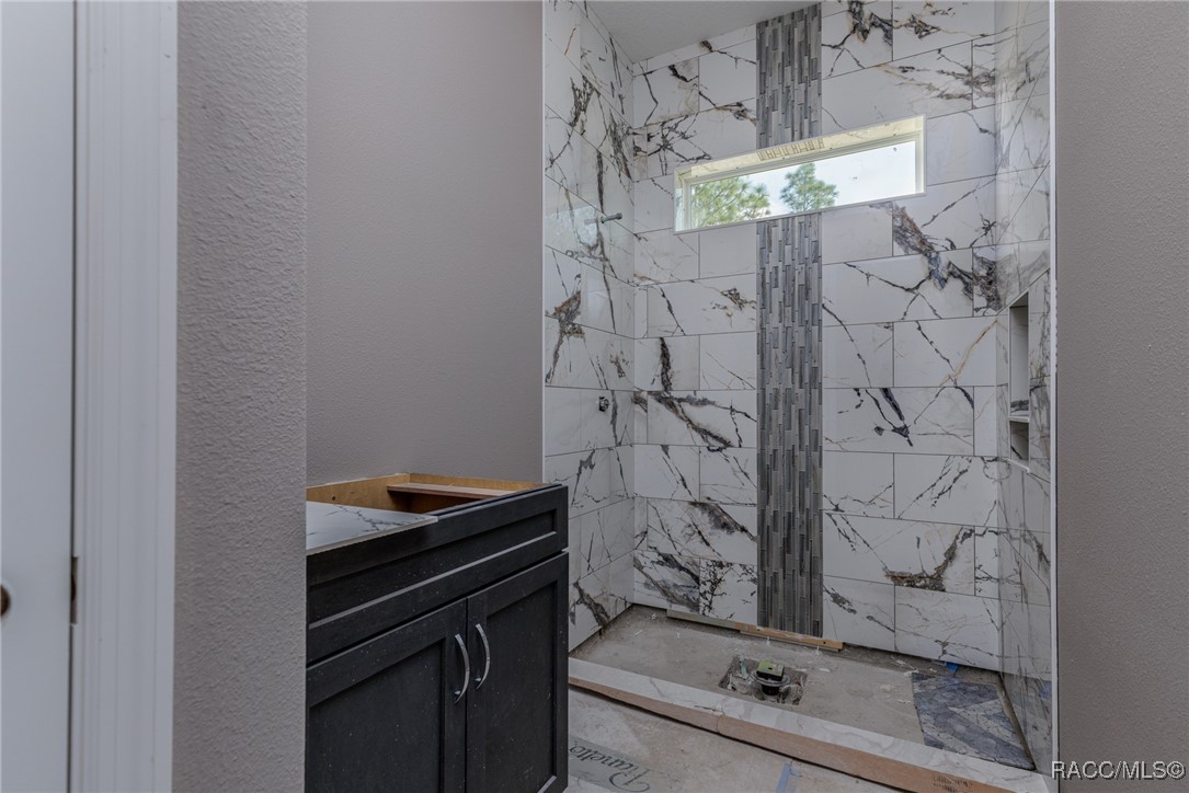 6055 W Rio Grande Drive, Beverly Hills, New York image 14