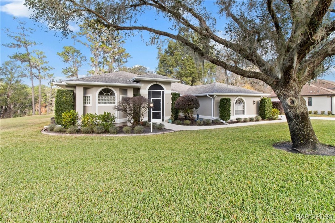 11870 N Bluff Cove Path, Dunnellon, Florida image 2