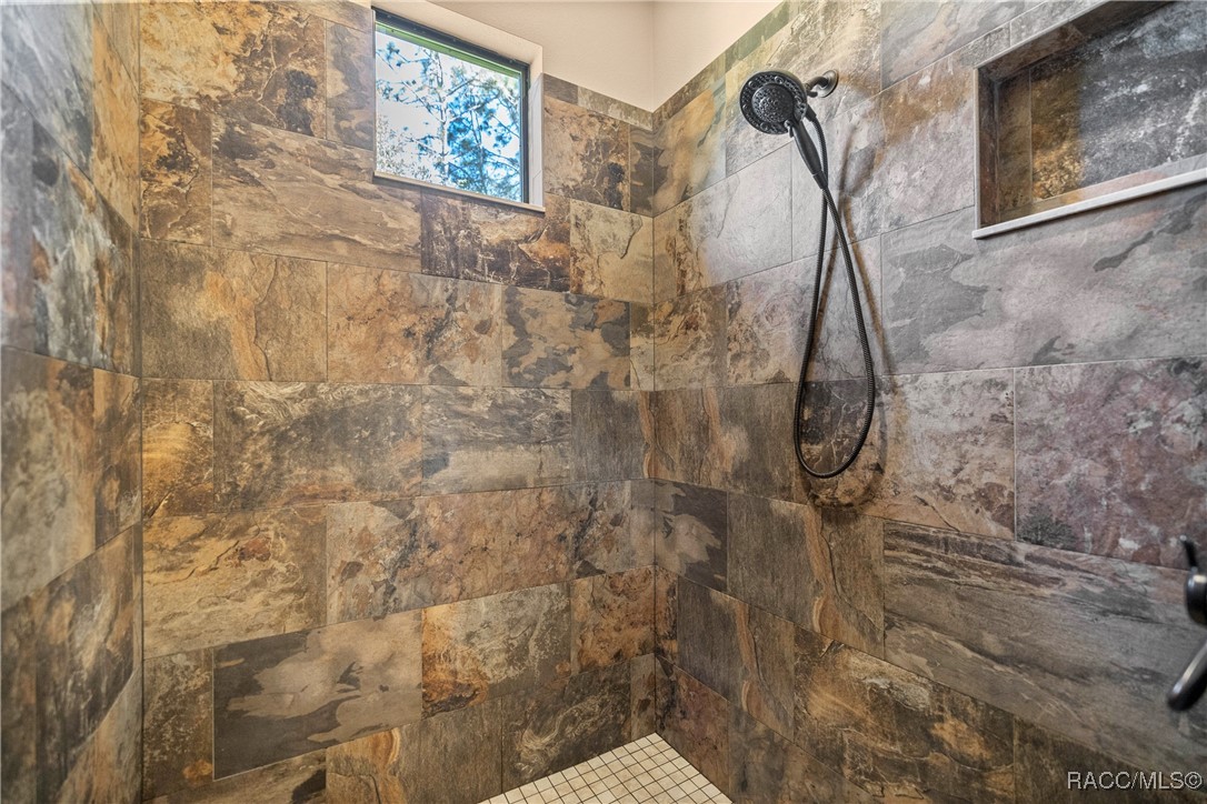 4040 N Little Dove Terrace, Hernando, Florida image 33