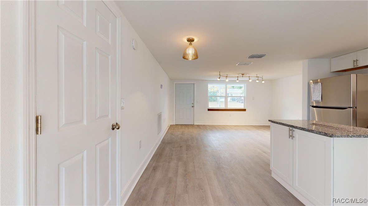 27 W Lemon Street, Beverly Hills, Florida image 11