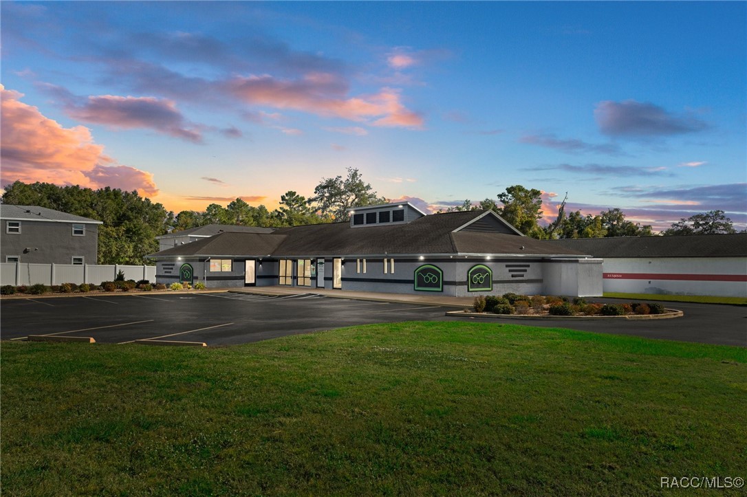 2332 Highway 44 W