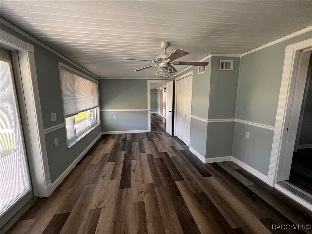 305 Bryant Avenue, Floral Park, New York image 38