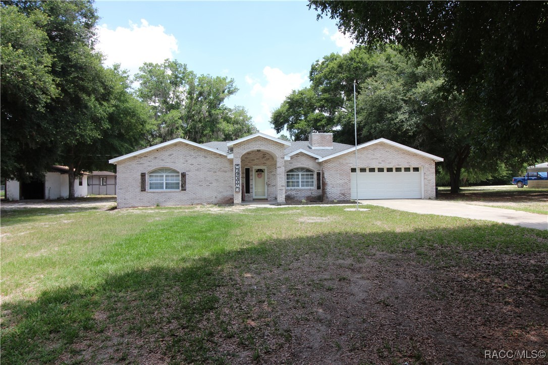 7190 W Roberts Court, Crystal River, Florida image 1