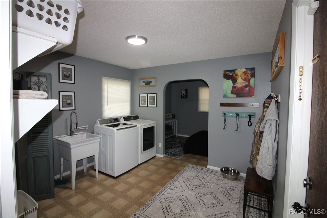 7190 W Roberts Court, Crystal River, Florida image 23