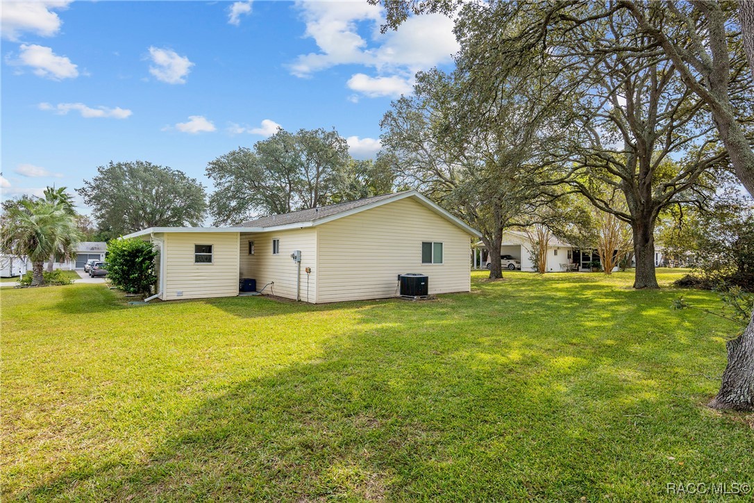 10890 SW 63rd Avenue, Ocala, Florida image 37