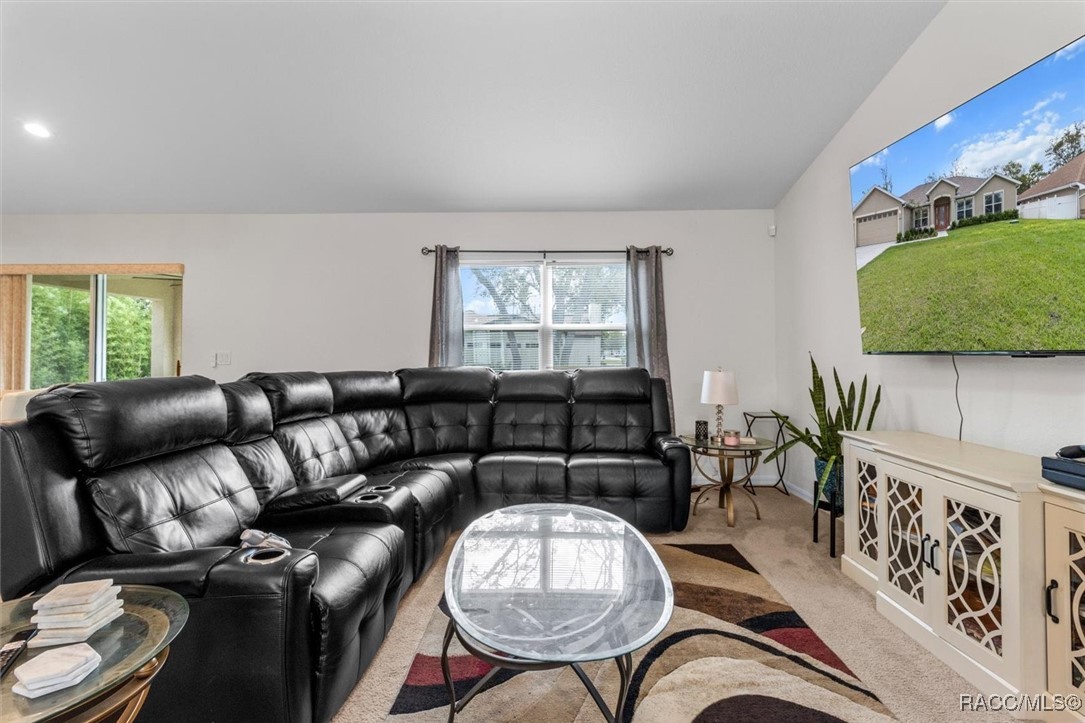 4196 Hoffman Avenue, Spring Hill, New York image 4