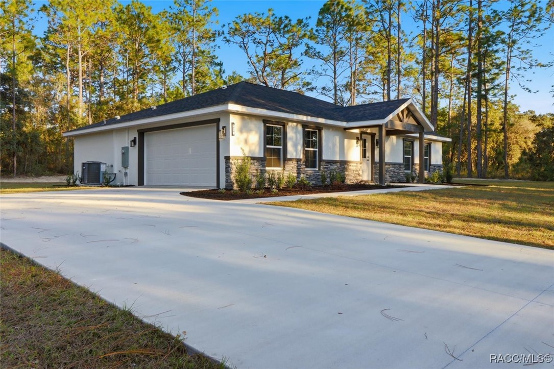 7515 N Windbrook Drive