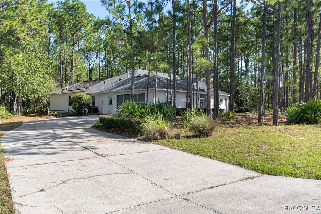 4881 W Phoenix Drive