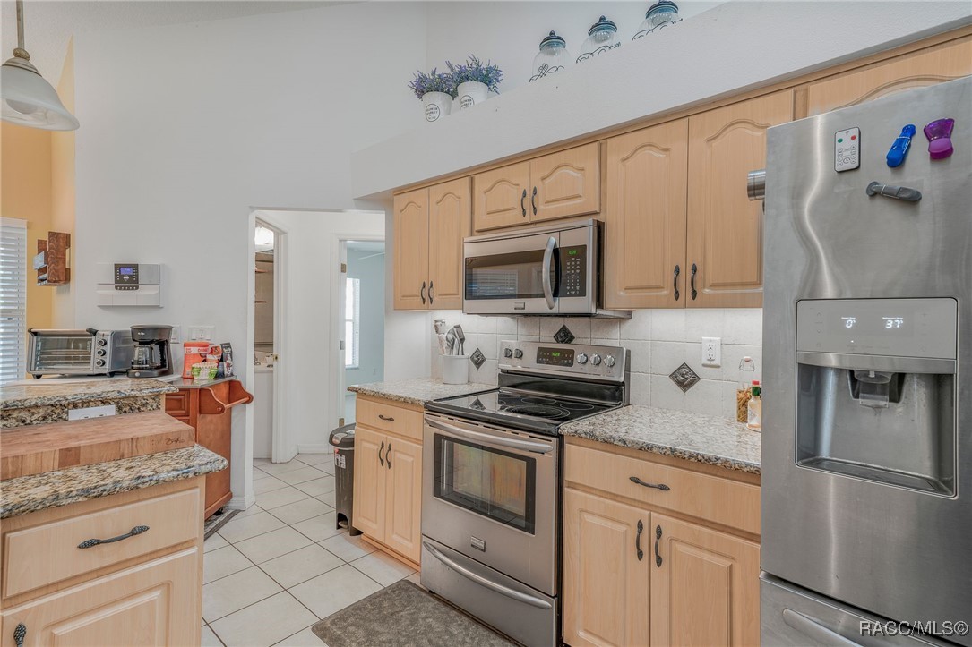 7690 N Greendale Drive, Citrus Springs, New York image 12