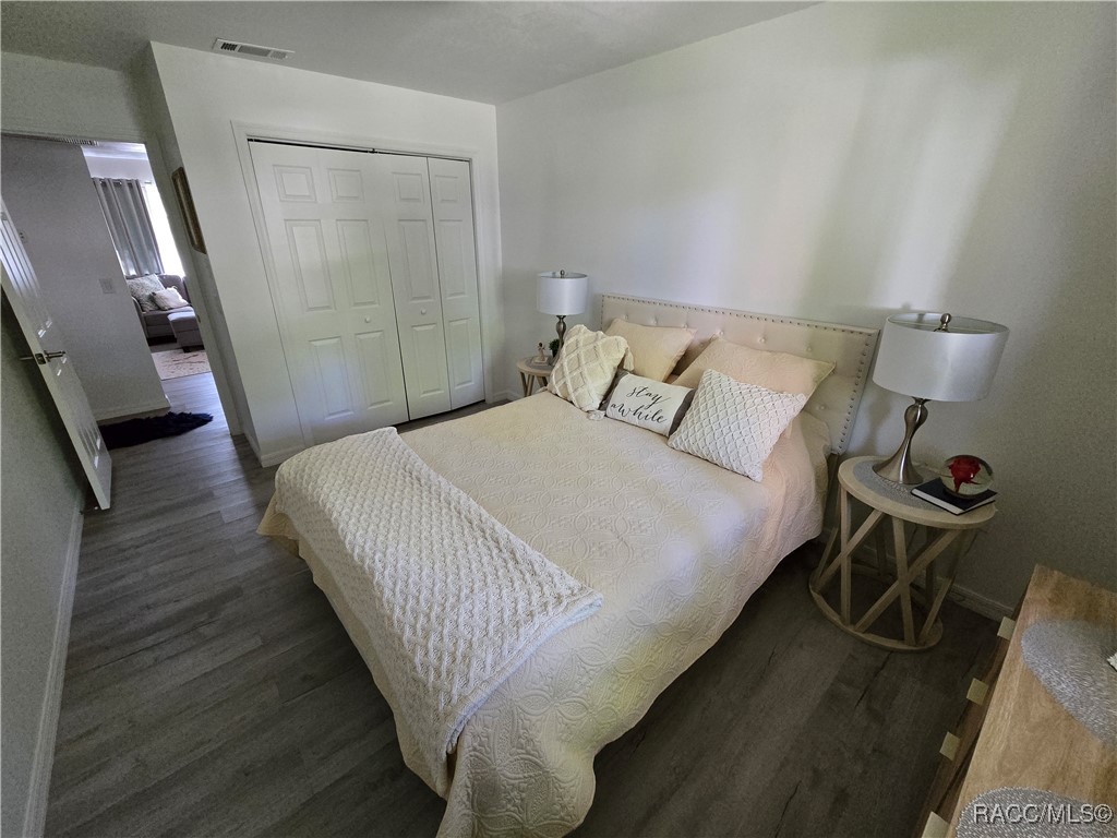 3833 N Briarberry Point, Beverly Hills, New York image 38