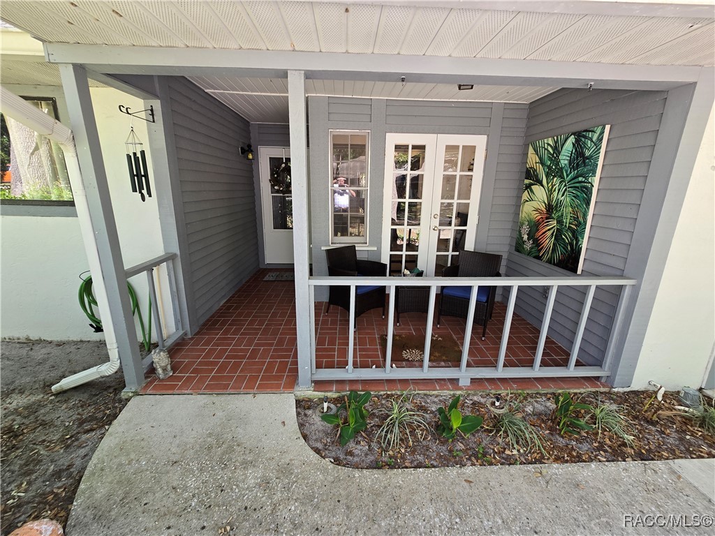 3833 N Briarberry Point, Beverly Hills, New York image 10