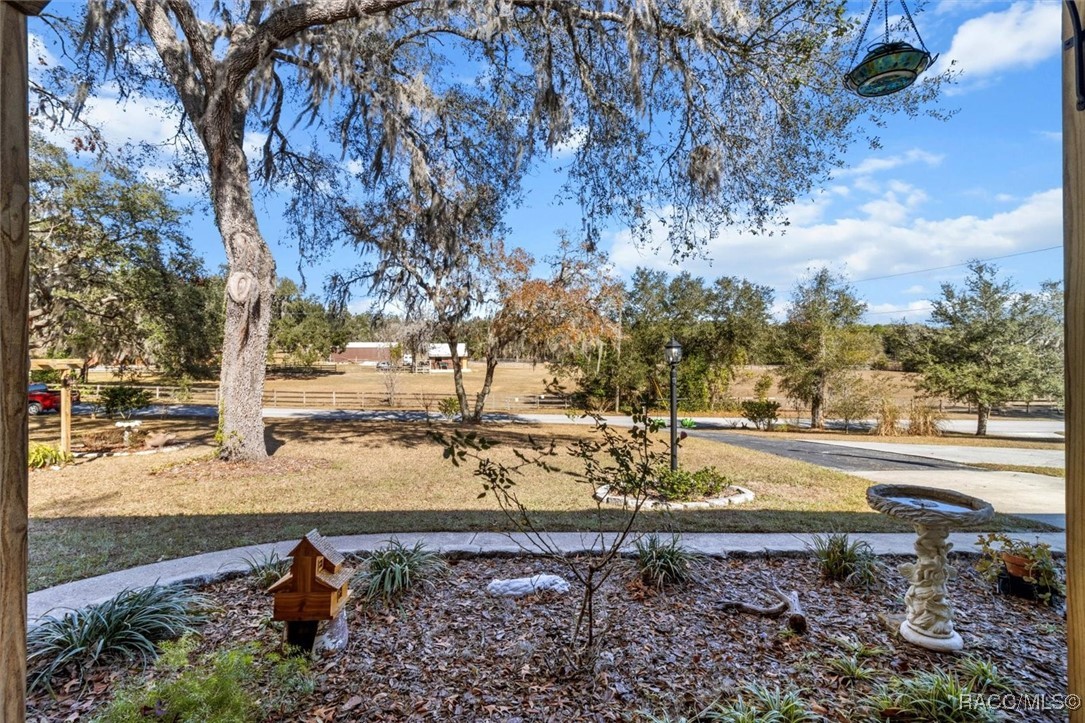 7448 E Savannah Drive, Floral City, Florida image 4