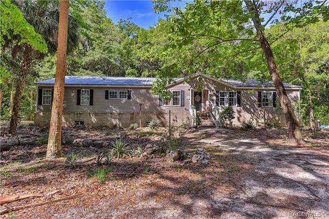 A home in Crystal River