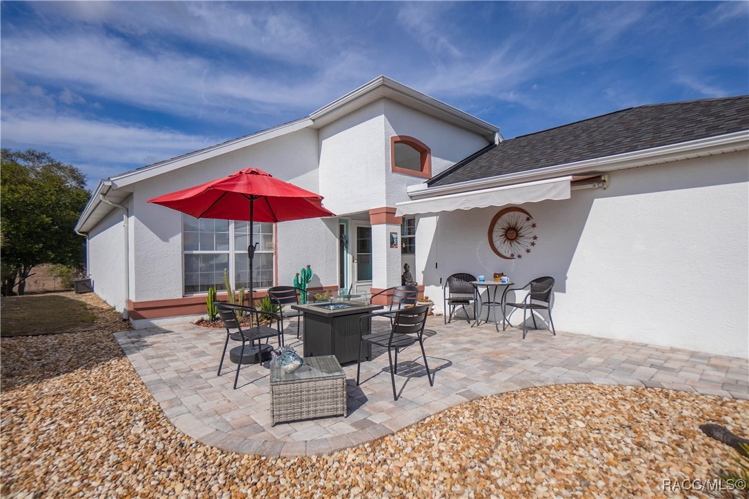 10469 S Drew Bryant Circle, Floral City, Florida image 1