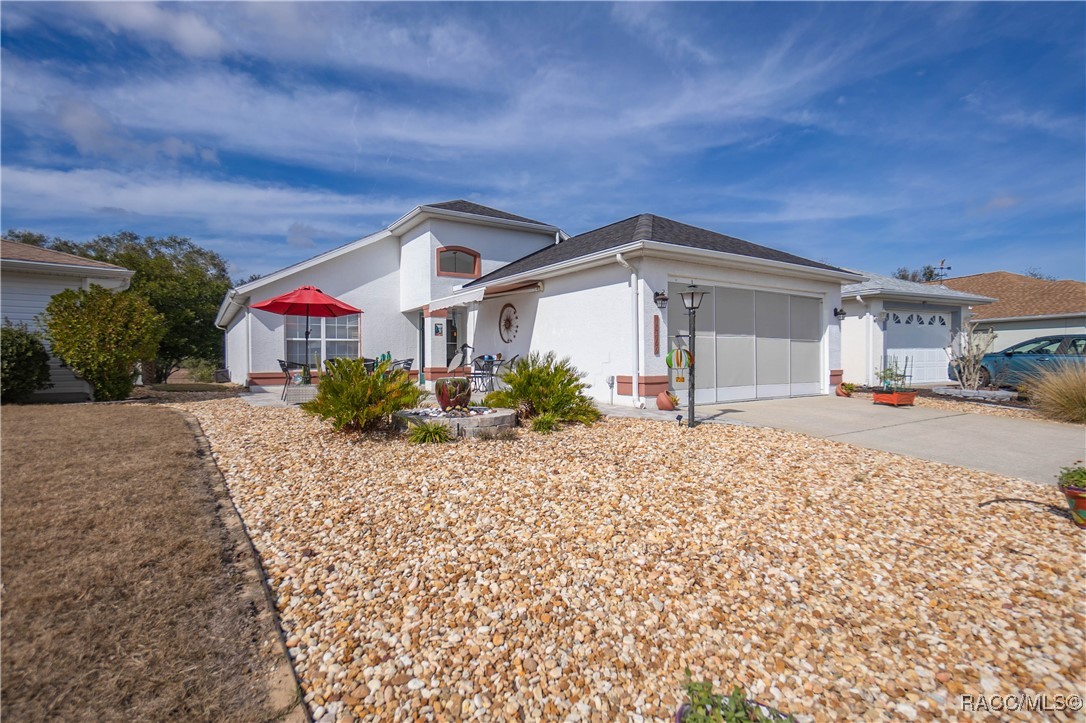 10469 S Drew Bryant Circle, Floral City, Florida image 3