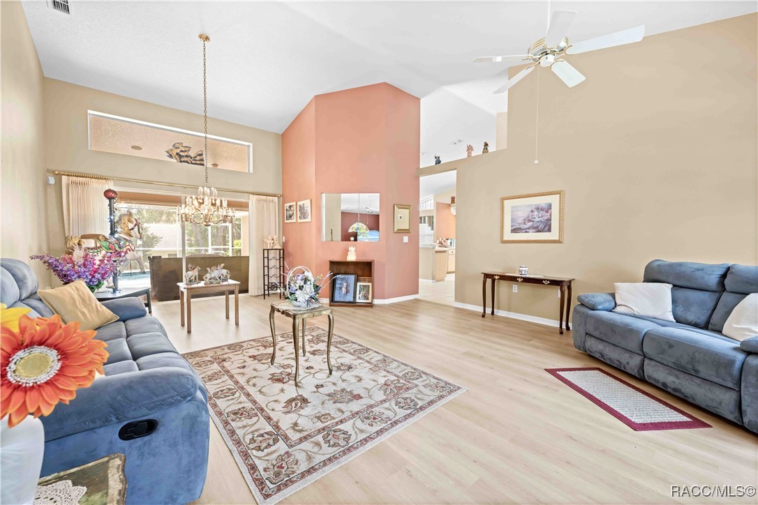 11284 Hickory Ridge Court #14F, Spring Hill, New York image 10