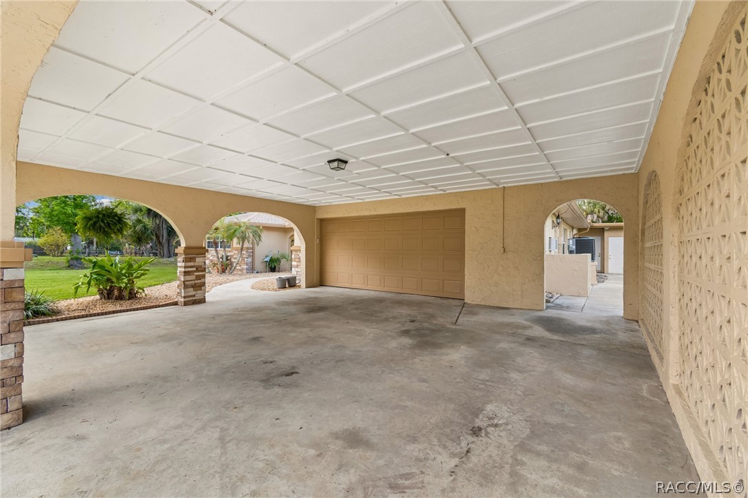 10039 W Halls River Road