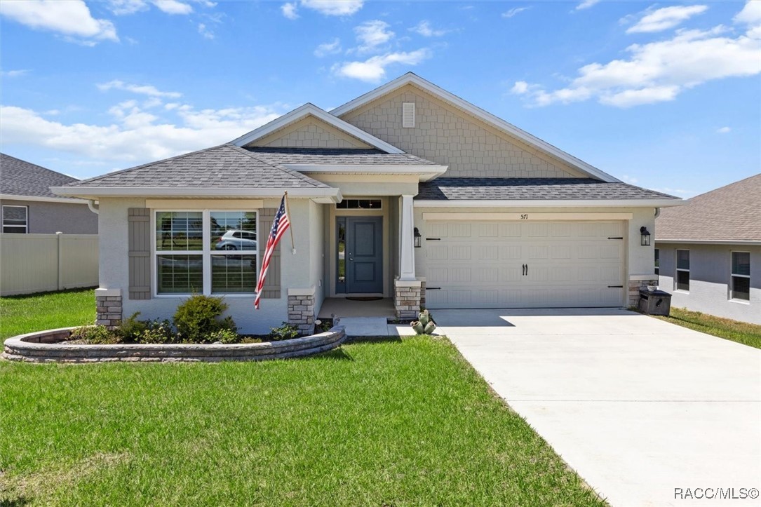 571 W Twisted Oaks Drive, Beverly Hills, Florida image 1
