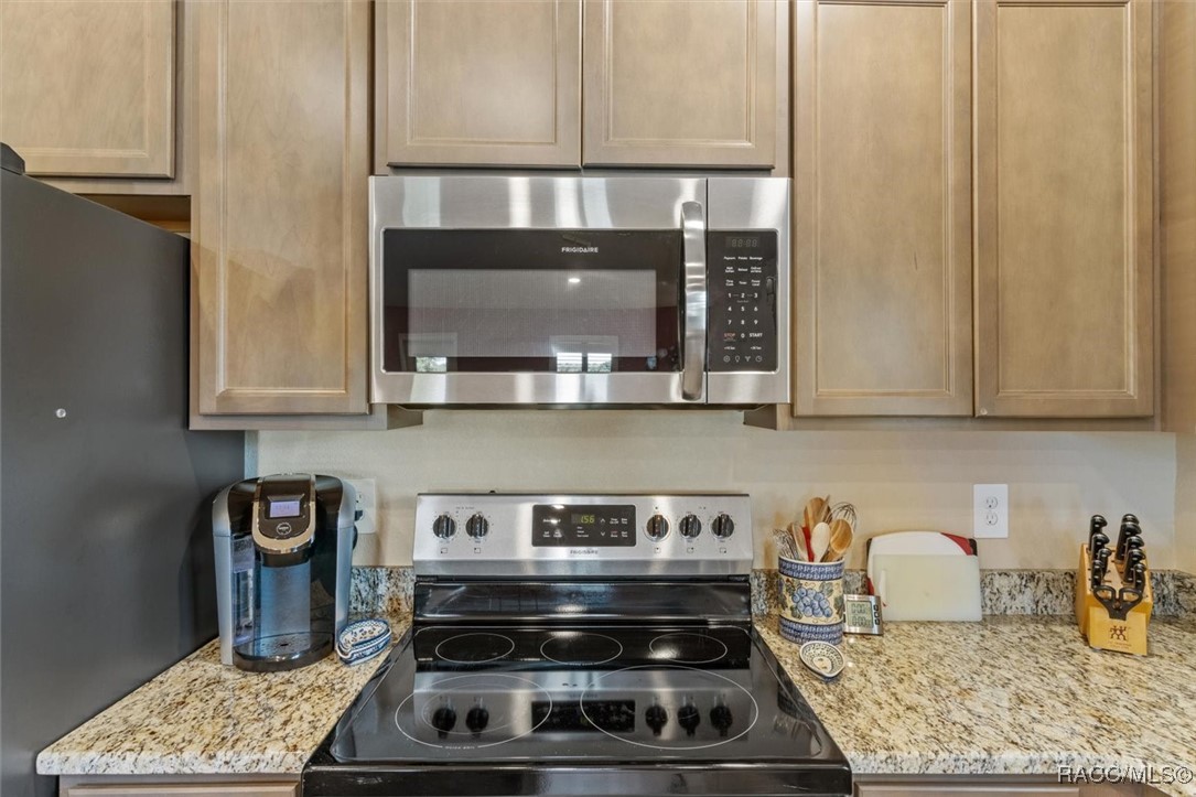 571 W Twisted Oaks Drive, Beverly Hills, Florida image 19