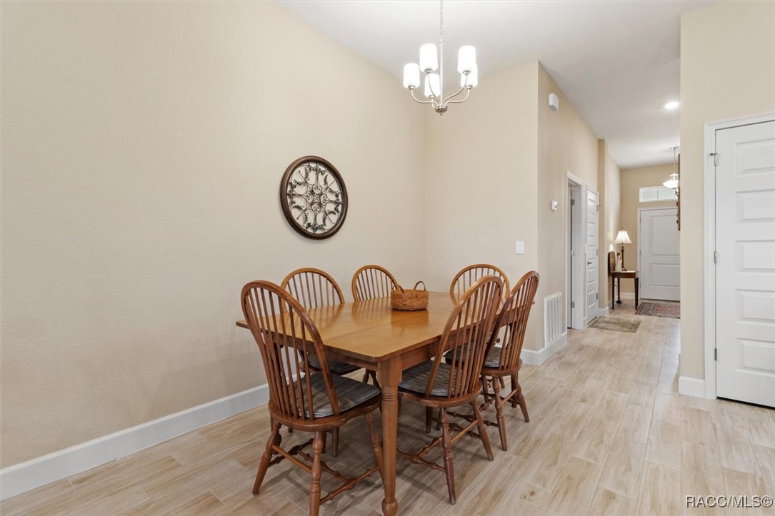 571 W Twisted Oaks Drive, Beverly Hills, Florida image 27