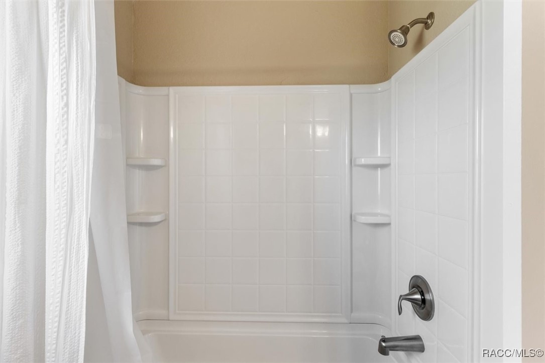 571 W Twisted Oaks Drive, Beverly Hills, Florida image 12