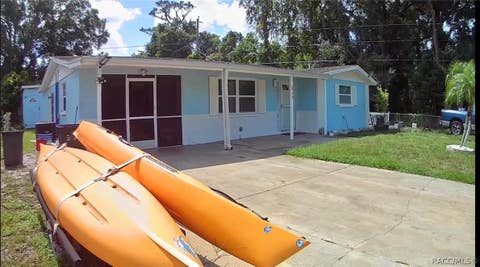 Homes For Sale - 1650 Bold Lane<br/> Holiday, FL 34691