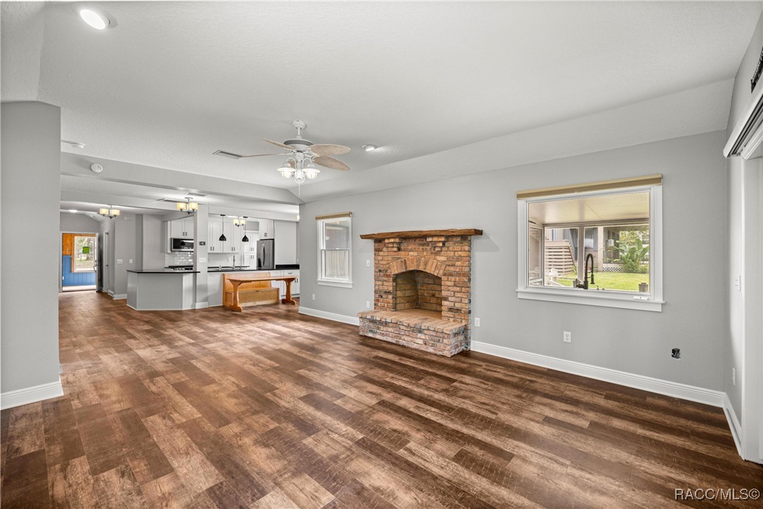 5009 Riverside Drive, Yankeetown, New York image 22