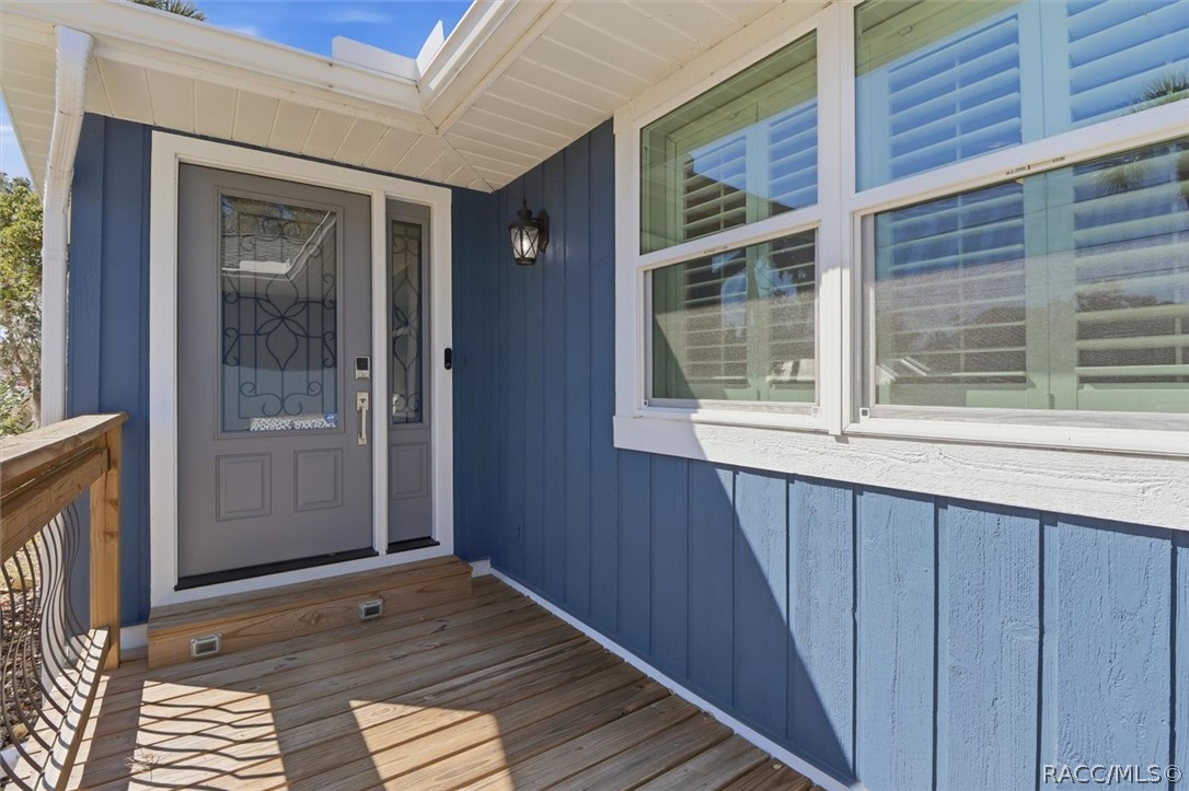 9205 W Harbor Isle Court