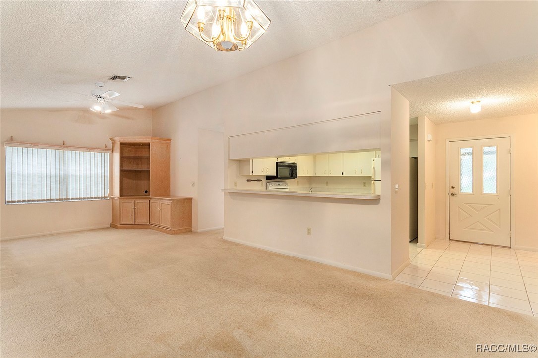 9342 W Marquette Lane, Crystal River, Florida image 5