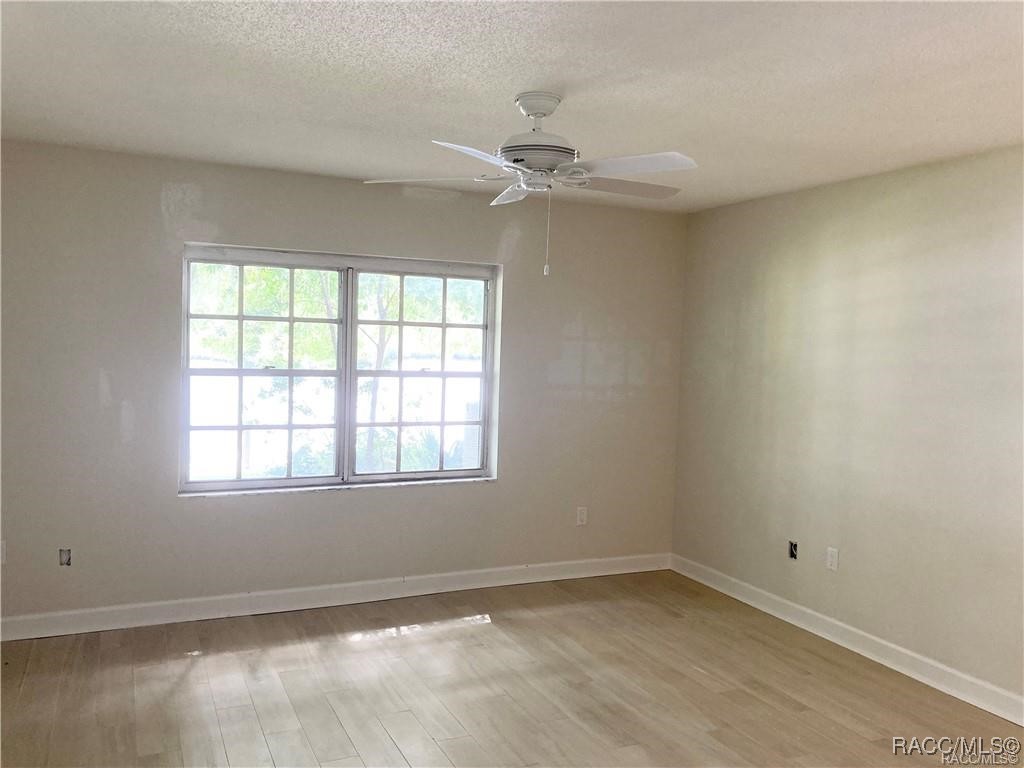 11456 W Bayshore Drive, Crystal River, New York image 12