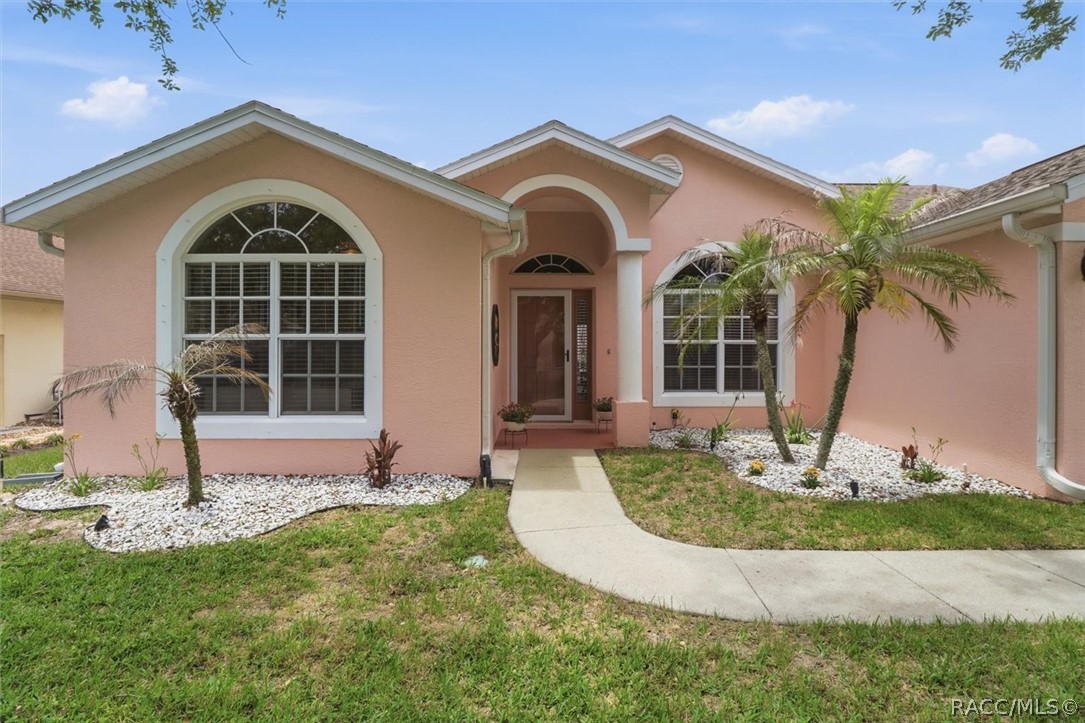 5639 W Hunters Ridge Circle