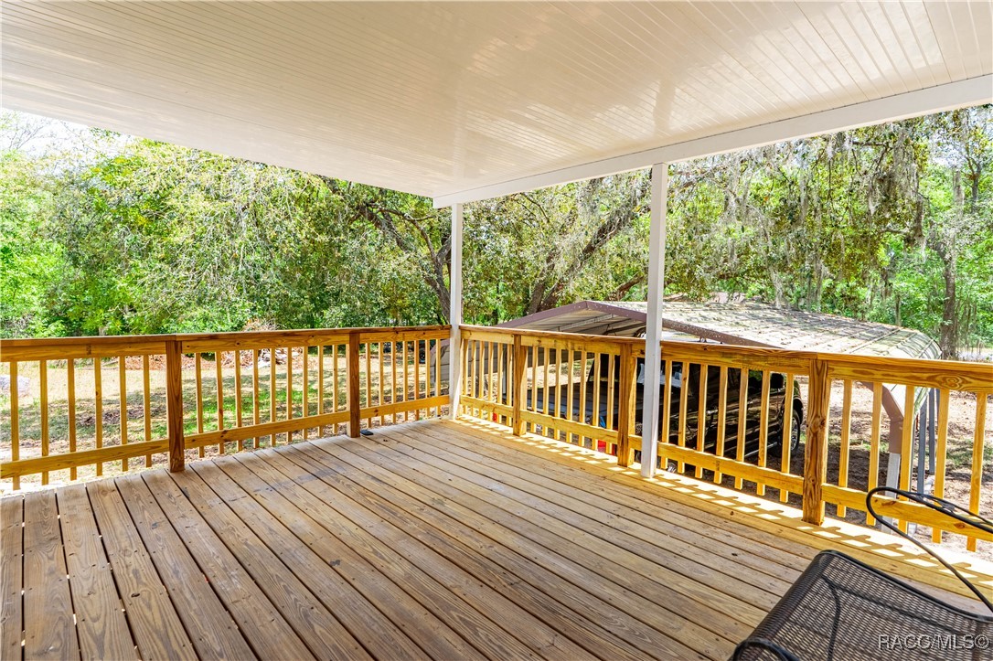 2717 E Buck Court, Inverness, Florida image 2