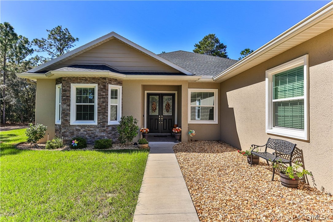 2170 W TALL OAKS Drive