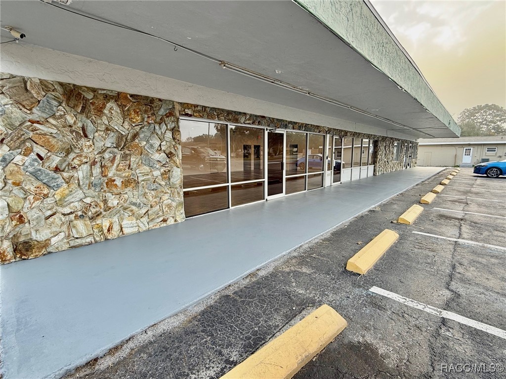 1 Beverly Hills Boulevard