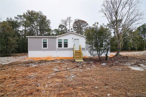 Mobile Home For Sale - 4669 N Mandrake Point<br/> Crystal River, FL 34428