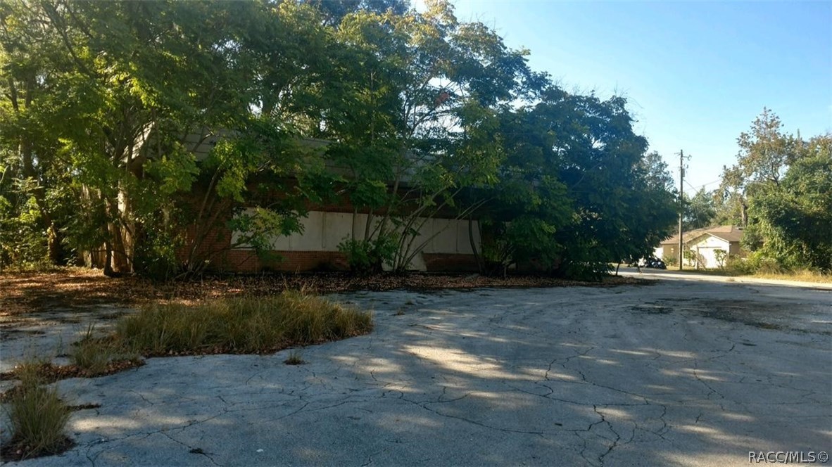 Photo 1 of 4 — 108 S Sparrow Point, Inverness, FL 34450