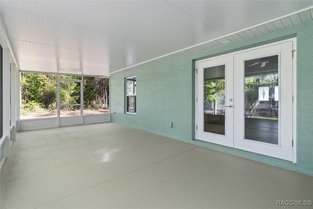 2396 W Fairway Loop, Citrus Springs, Florida image 27